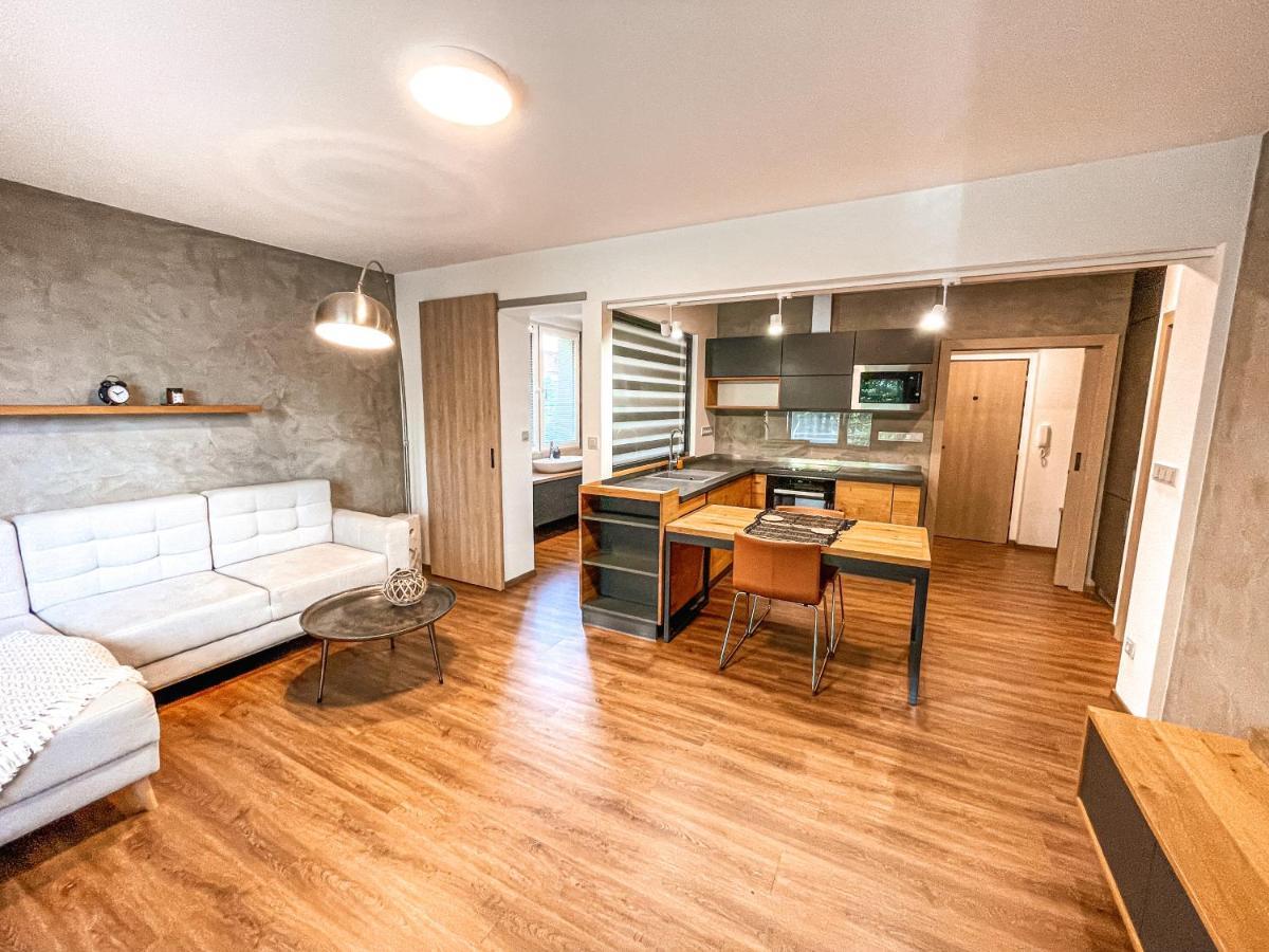 Vantisch Apartment Vlašim Dış mekan fotoğraf